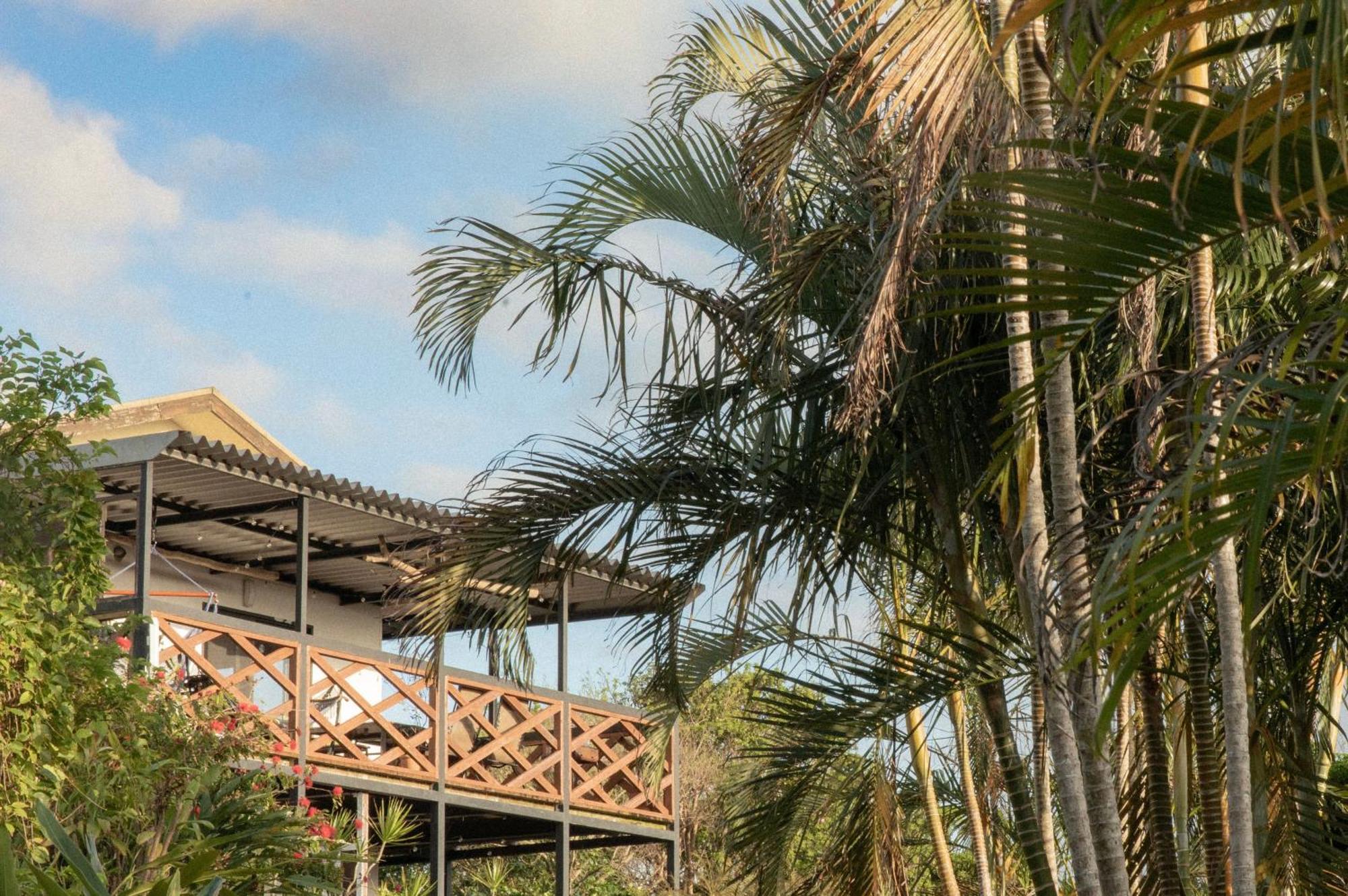 Mambo Hostel Okinawa Motobu Kültér fotó
